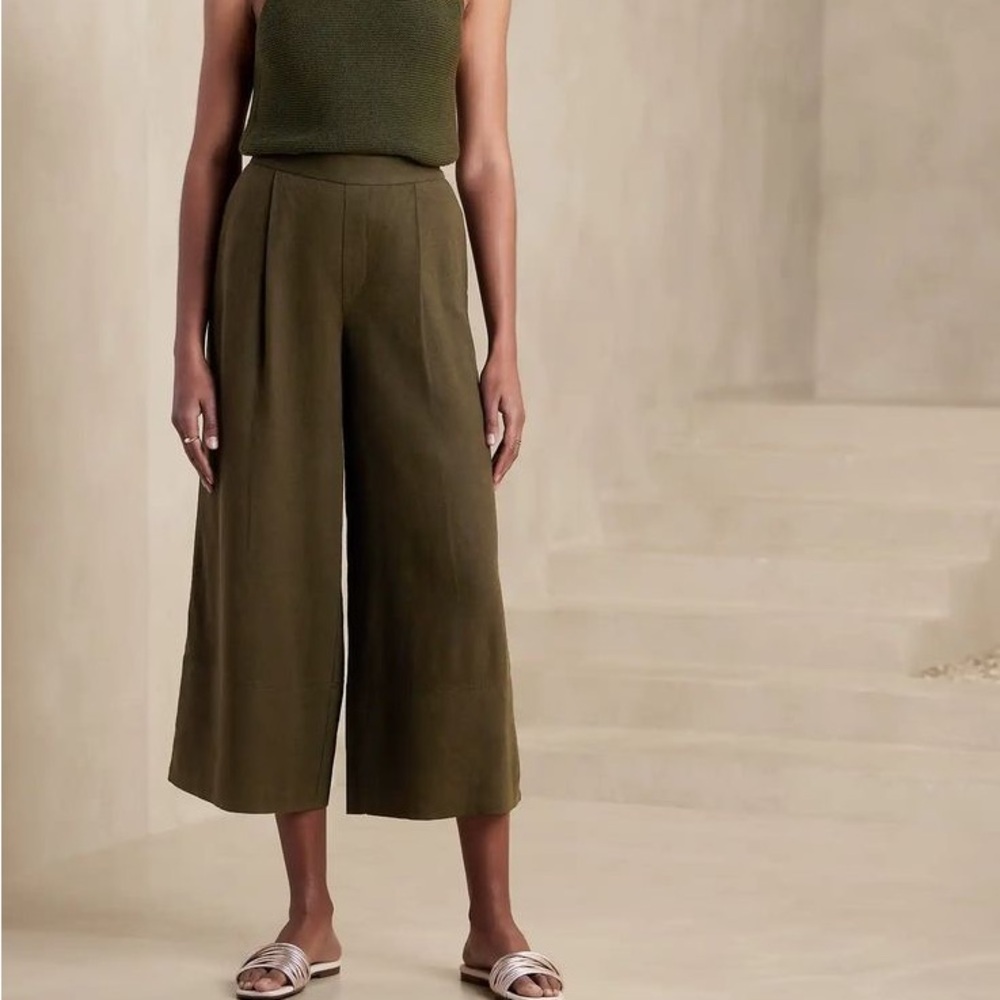 Banana Republic linen-blend cropped wide leg pants